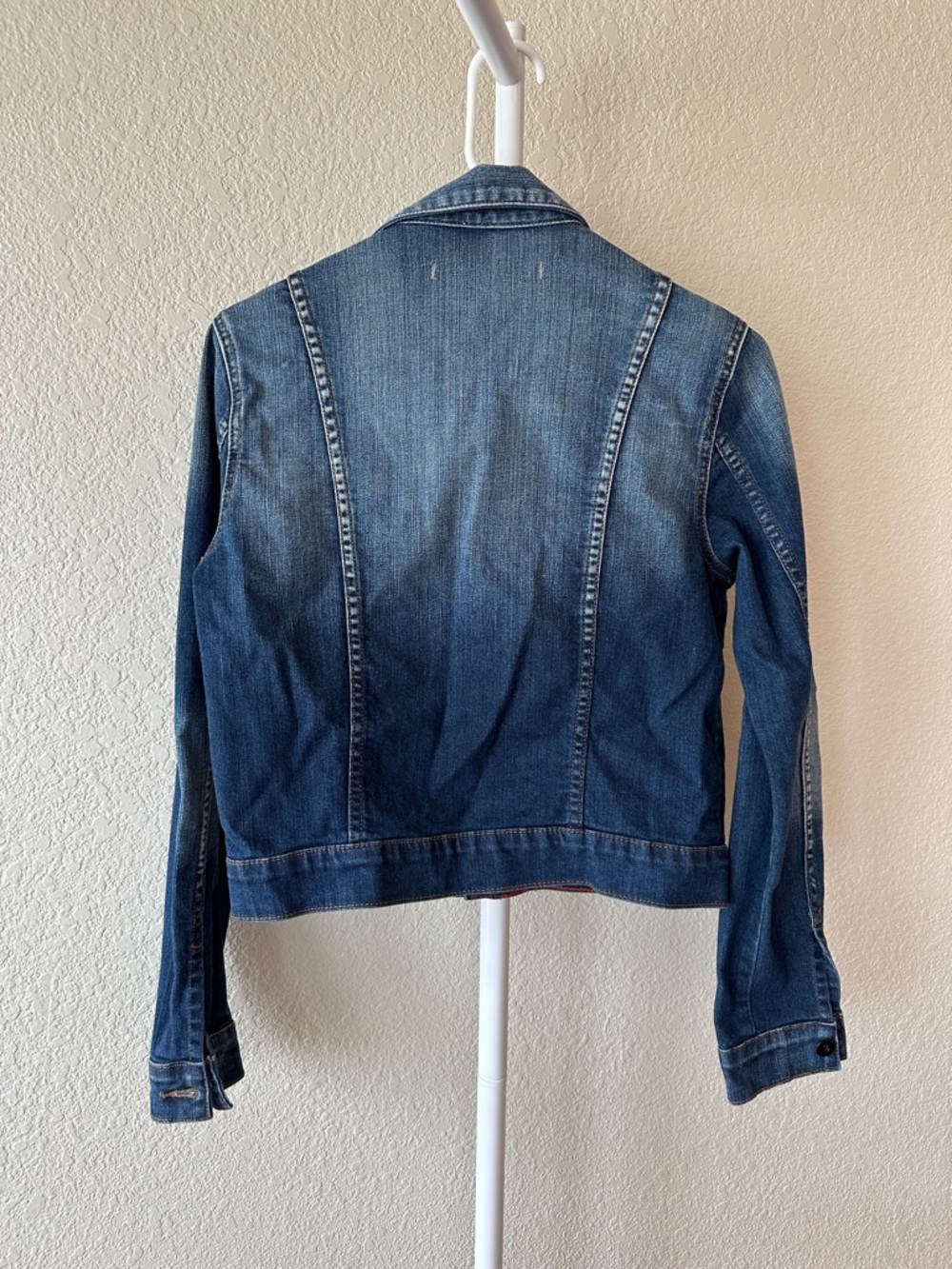 !iT denim jean jacket size small - Picture 3 of 4